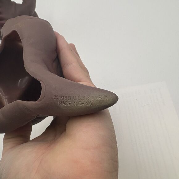 Vintage 1988 Land Before Time Pizza Hut Rubber Hand Puppet LITTLEFOOT - Picture 5 of 6